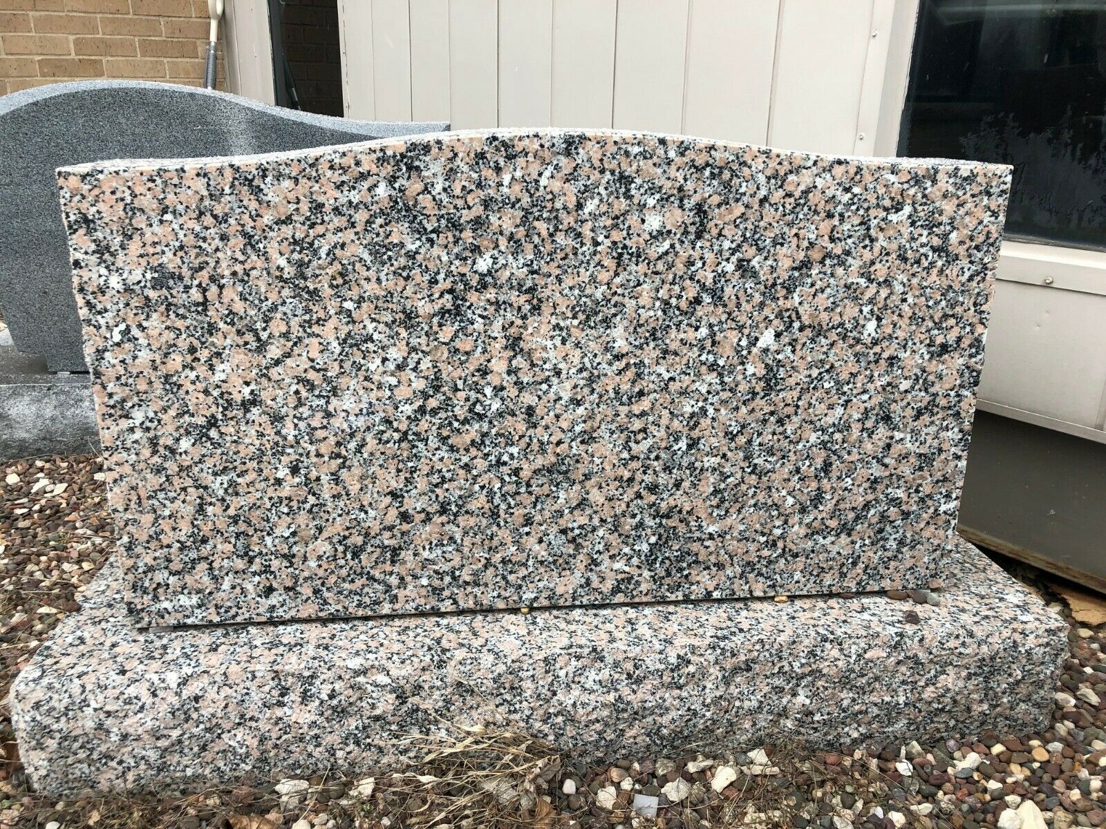 Seashell Rose Granite Gravestone Monument Serpentine Marker Cemetery Mn-262